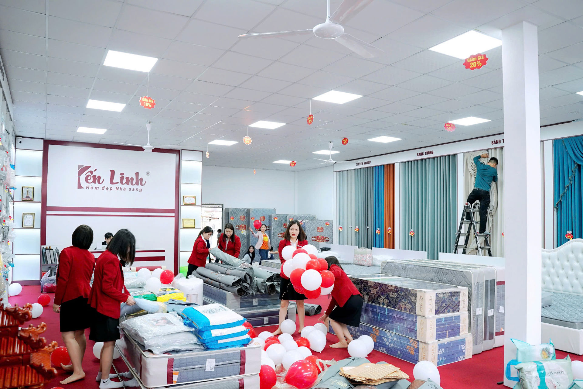  Showroom số 17